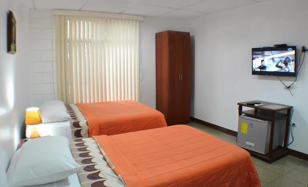 Hotel De Alborada กวายากิล ภายนอก รูปภาพ
